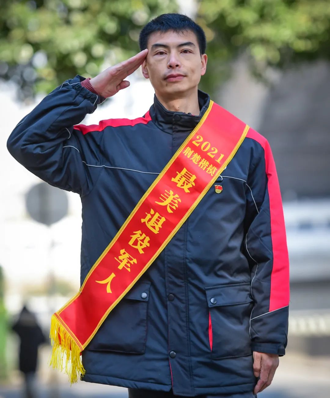 关键时刻：谁能挺身而出，成为英雄？的简单介绍