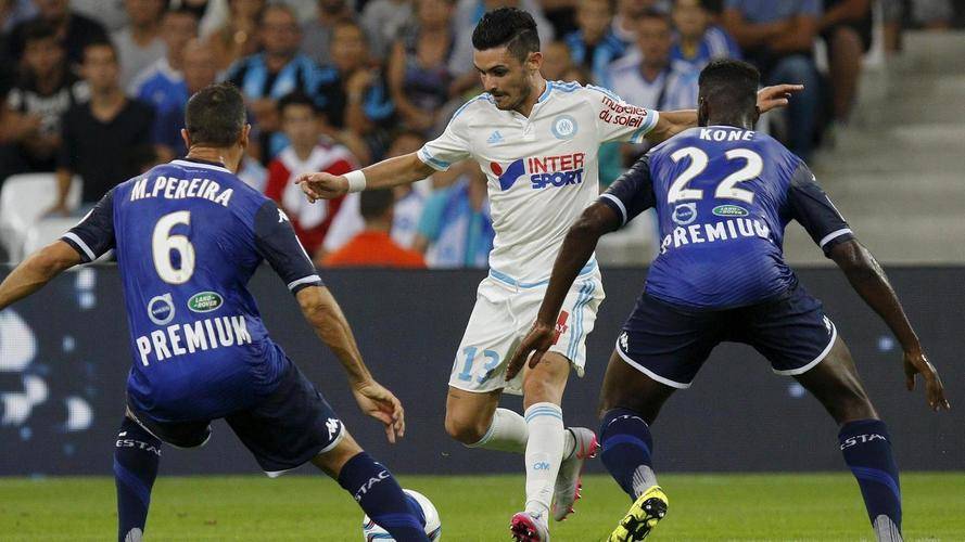 包含梅斯在客场与雷恩的比赛中获胜，士气高涨的词条