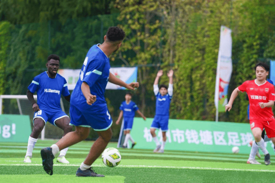 关于激情四射足球狂欢：东亚球队争霸赛掀起热潮的信息