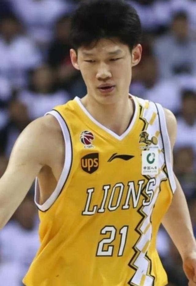 南京男篮斗志昂扬，化压力为动力，斩获胜利的简单介绍