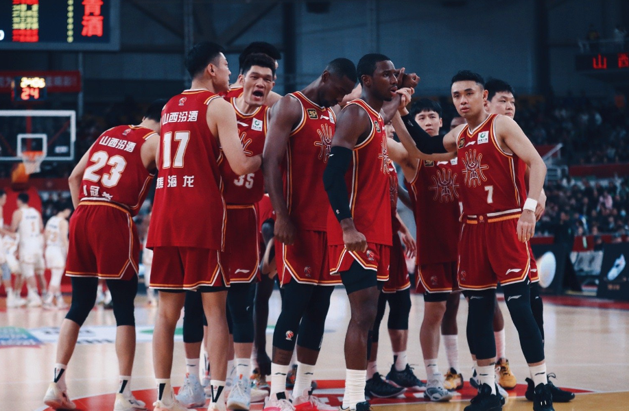 开云体育官方网站-关于公牛队新外援表现抢眼，球队前景广阔的信息