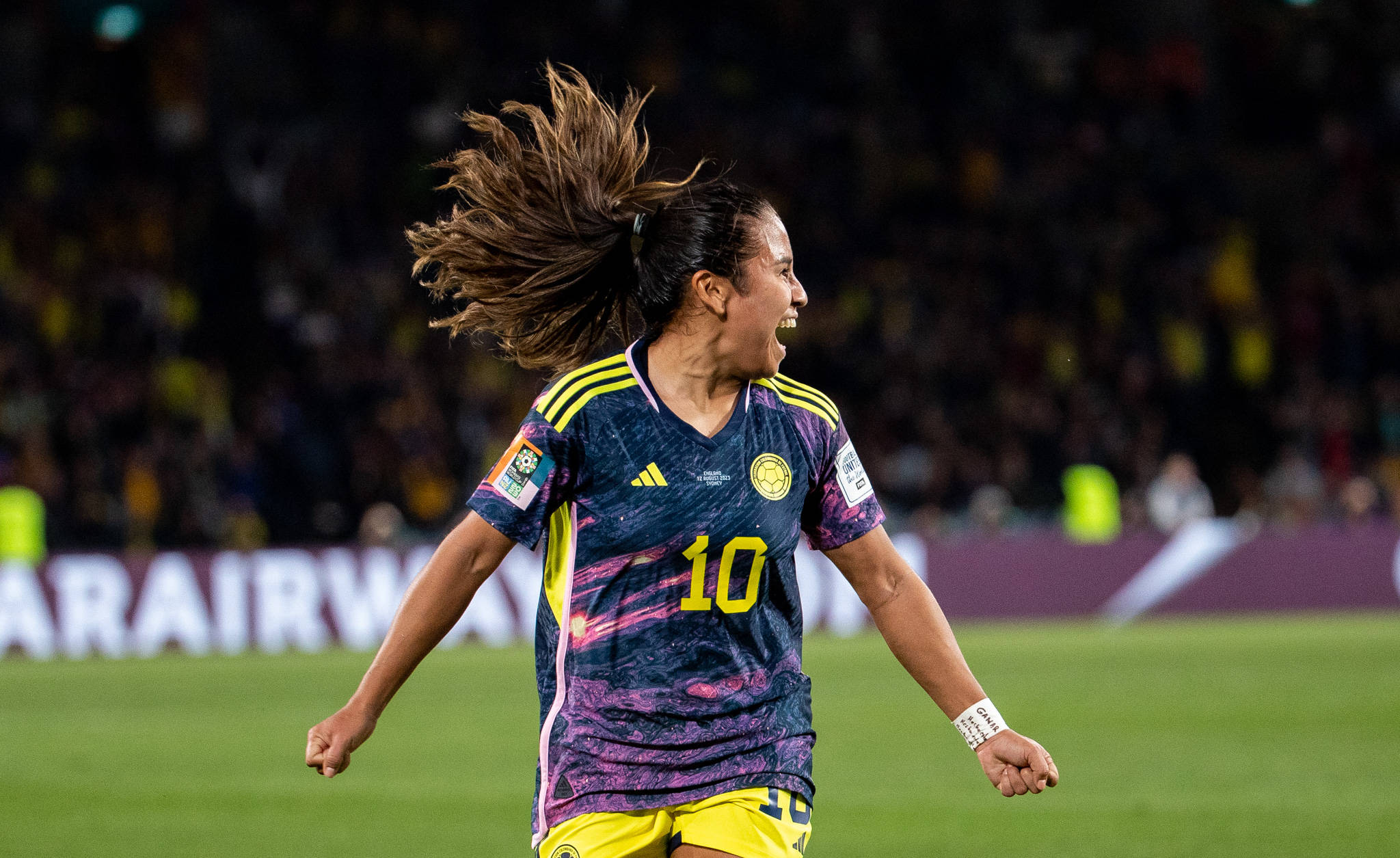 包含哥伦比亚女足新秀崭露头角，成为关注焦点！的词条