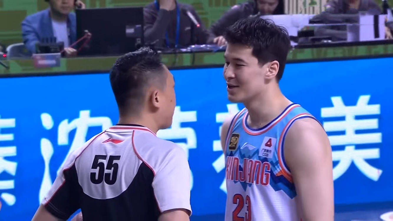 新疆队迎来胜利，强势打破对手的反扑
