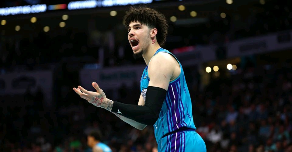 夏洛特黄蜂客场大胜犹他爵士，格雷厄姆分的简单介绍