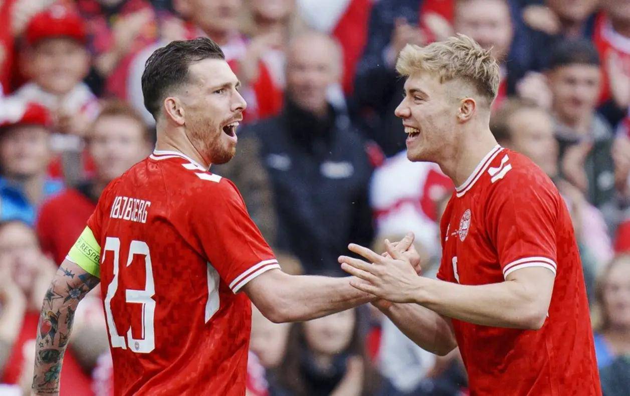 关于欧国联赛中球员们用汗水换来每一场胜利的信息