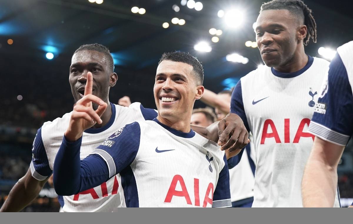 曼城发挥出色，西汉姆联失利的简单介绍