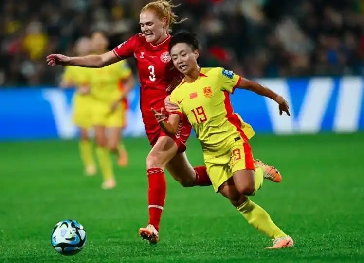 开云体育平台APP-夺冠！女子足球比赛精彩表现