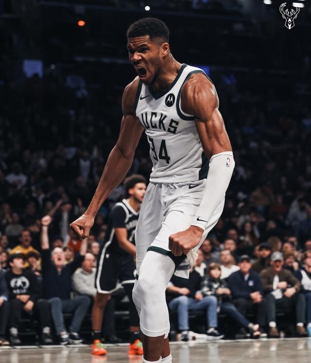 开云体育APP下载-雄鹿赢球狂飙，字母哥再现全能表现的简单介绍