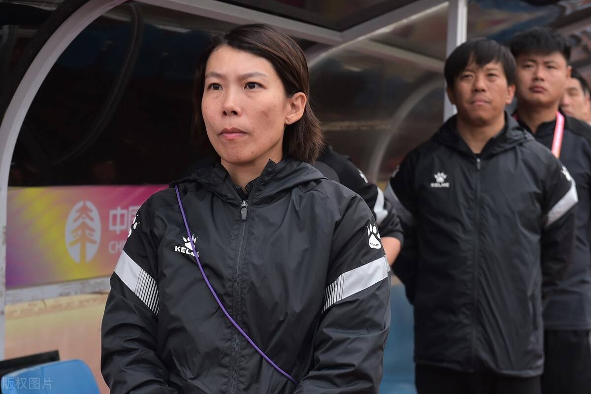 包含巴拿马女足发挥出色，实力渐次浮出水面的词条