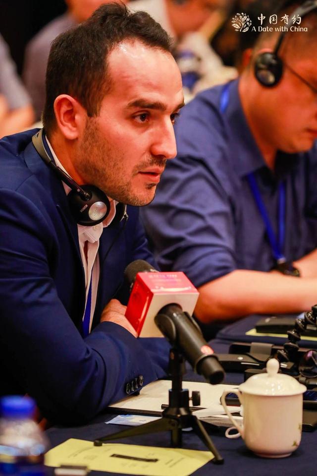 开云体育平台APP-爱尔兰中场公开接受媒体采访