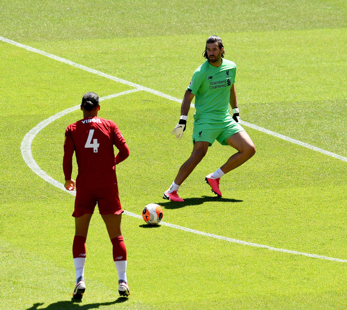 利物浦面对多特蒙德，胜利在望