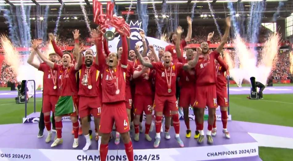 利物浦队主场战平沃特福德队，红军保持不败的简单介绍