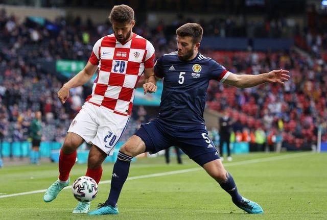 波兰队在友谊赛中击败对手