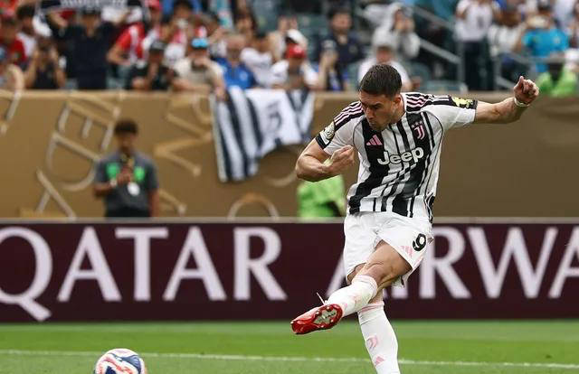 尤文图斯连续失利，危机重重