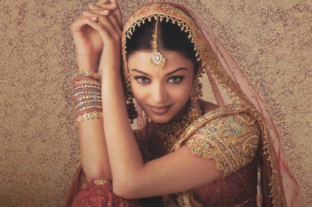 印度射箭运动员展现出色表现，夺得银牌