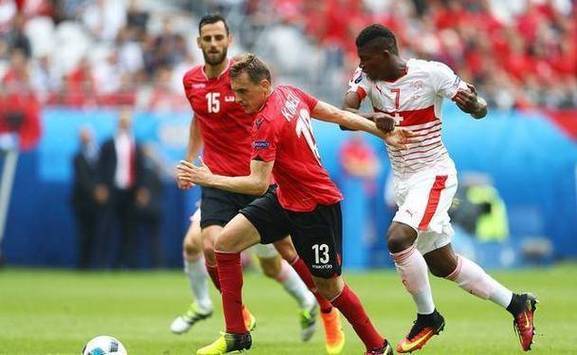 瑞士战胜斯洛伐克，欧预赛小组赛实现突破