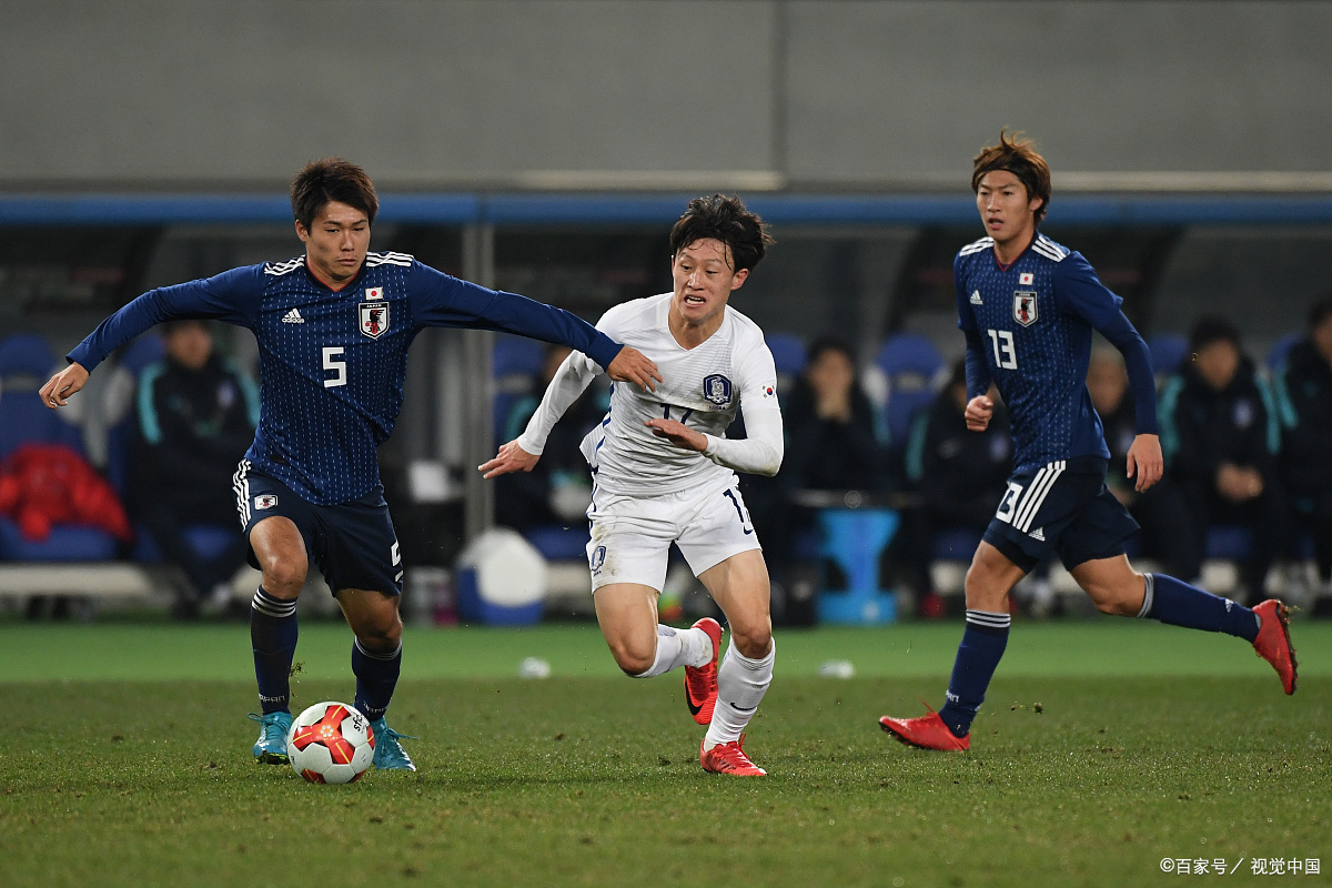 实力派足球队成功晋级决赛，助力本国经济发展