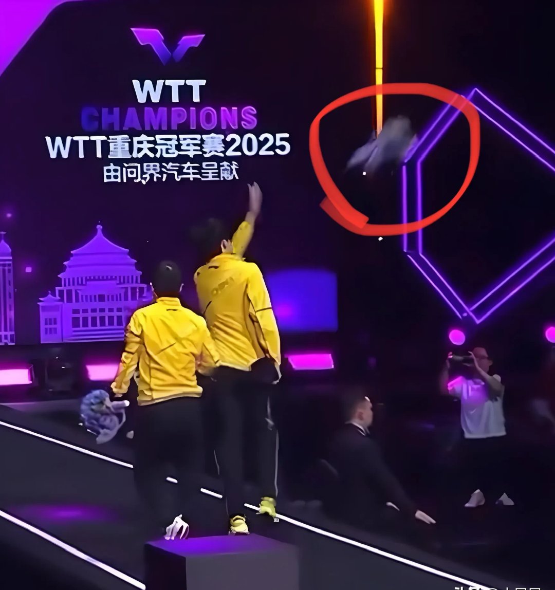 开云平台-关于比分胶着，现场球迷激动不已的信息