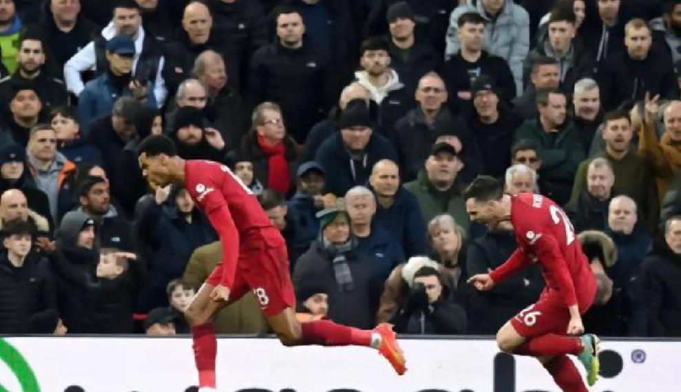 开云体育平台APP-利物浦主场大胜圣徒，继续领跑英超榜首