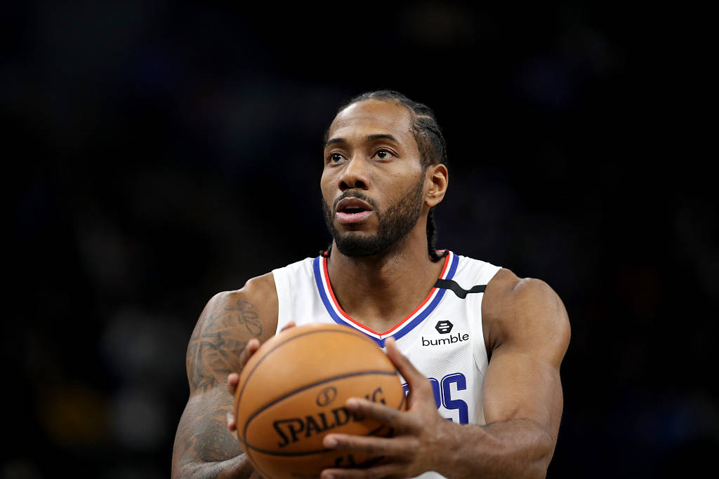 马刺迎战雷霆，伦纳德要主场拿下胜利