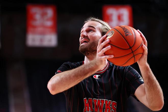 澳大利亚新星再次刷新自己的纪录