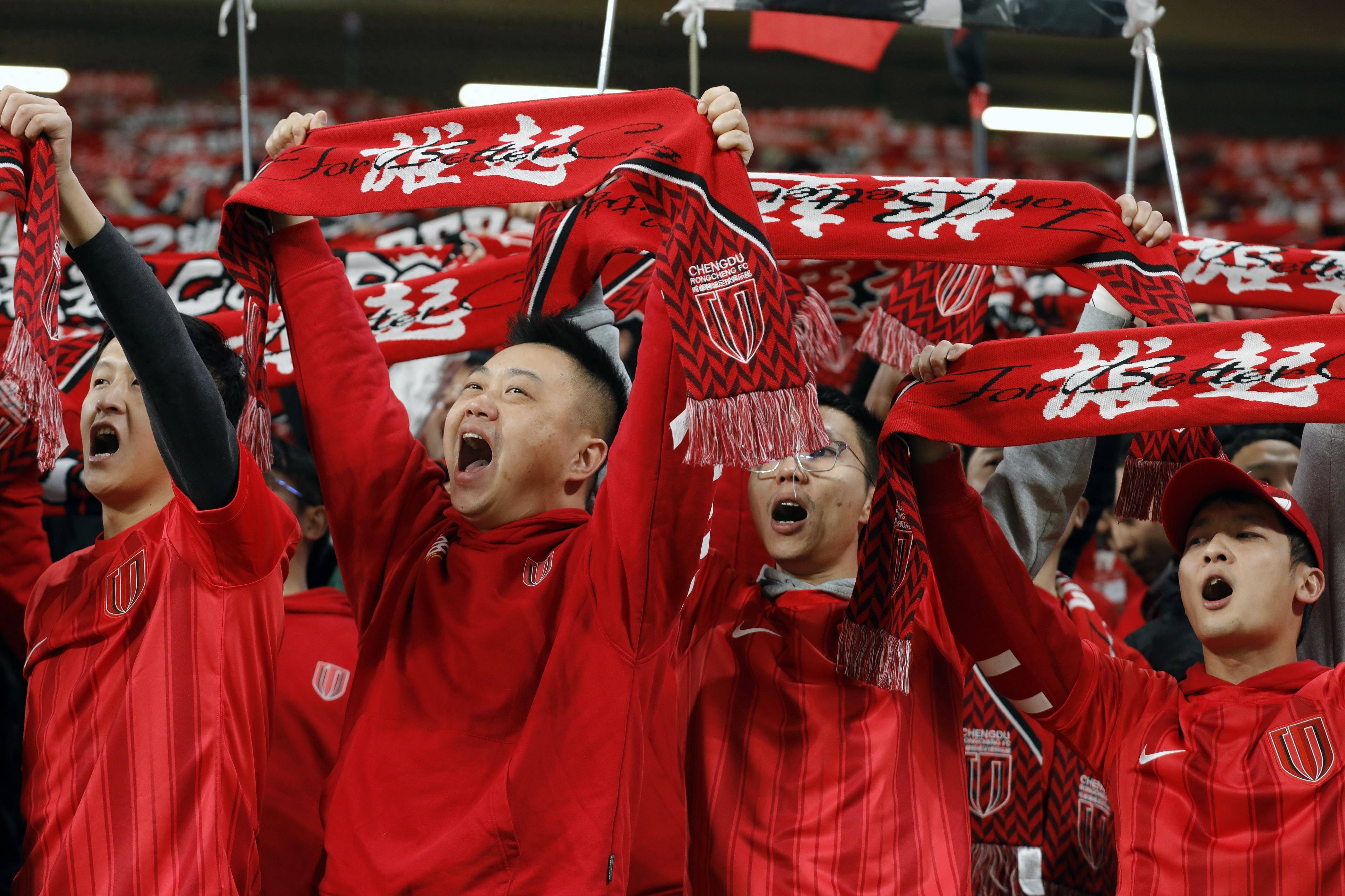 精彩绝伦！国内足球比赛风云变幻，球赛精彩纷呈的简单介绍