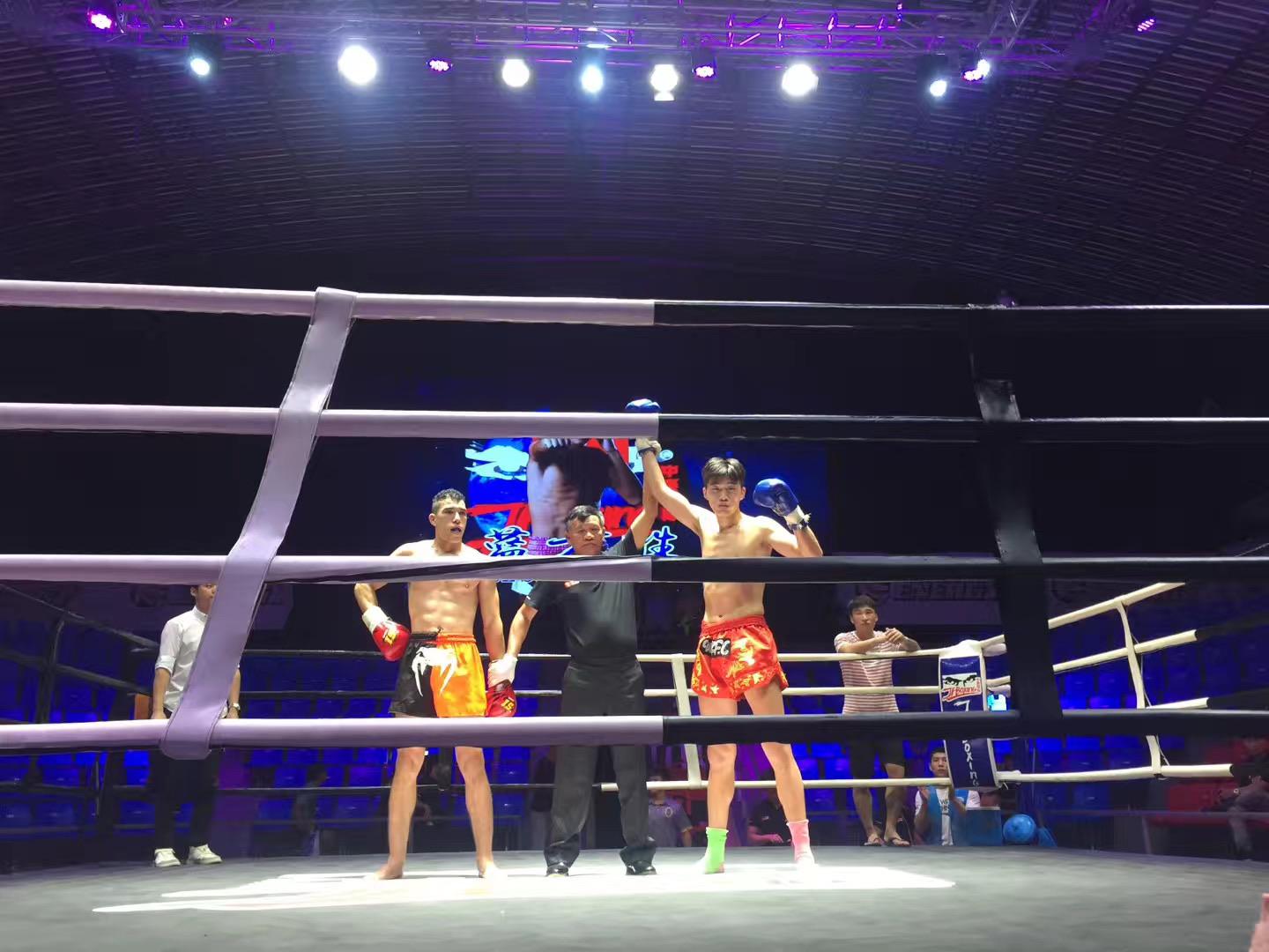 摩洛哥女子拳击选手实现历史突破