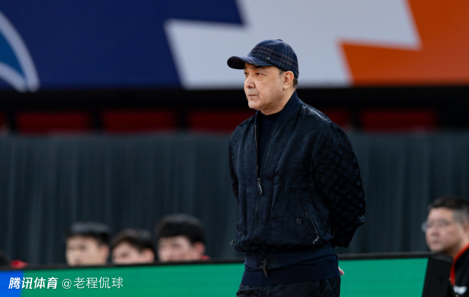 富莱尔遭遇连败，教练组面临严峻考验