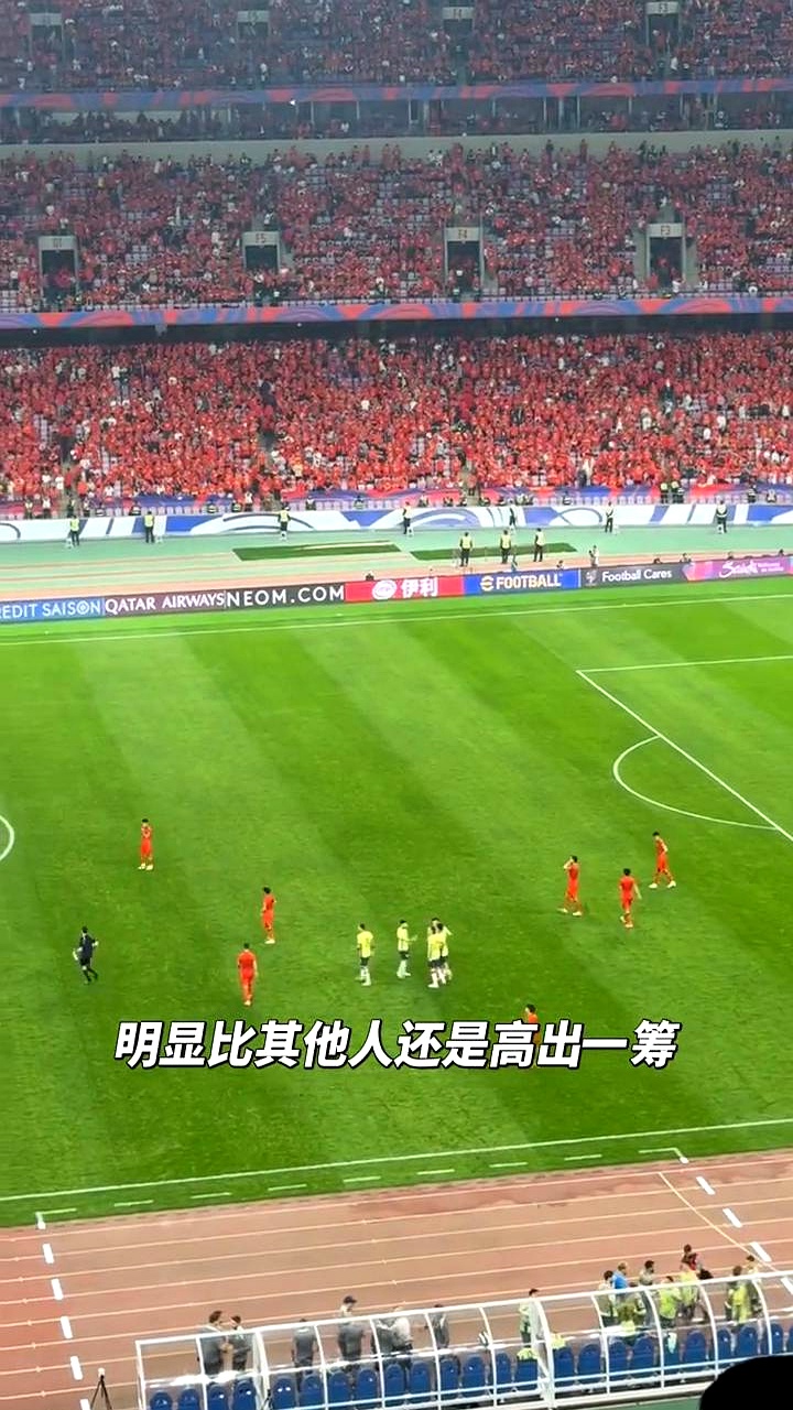 紧张对决中，国家队夺得比赛胜利