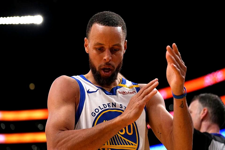 开云体育下载-包含灰熊主场捍卫尊严，成功击败黄蜂的词条