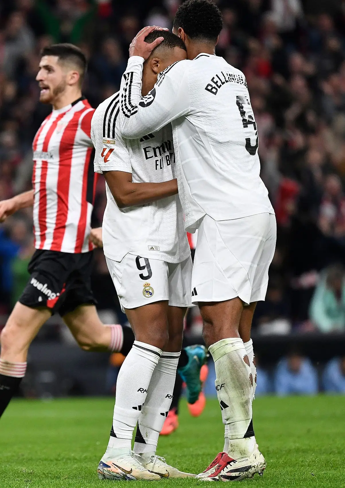 开云体育APP下载-毕尔巴鄂遭遇失利，客场败北惨淡表现