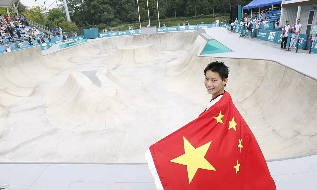 瑞士滑板选手表现抢眼，闪耀赛场