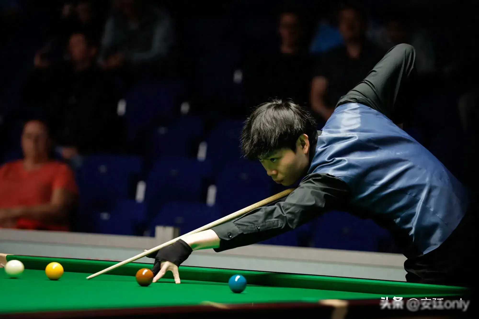 捷克队展现强劲实力，成功晋级四强赛道的简单介绍