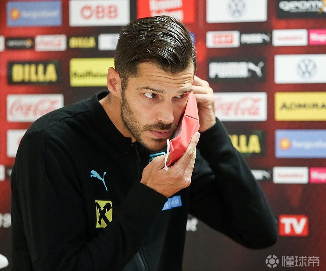 包含柏林联队球员体能下滑，需加强训练的词条