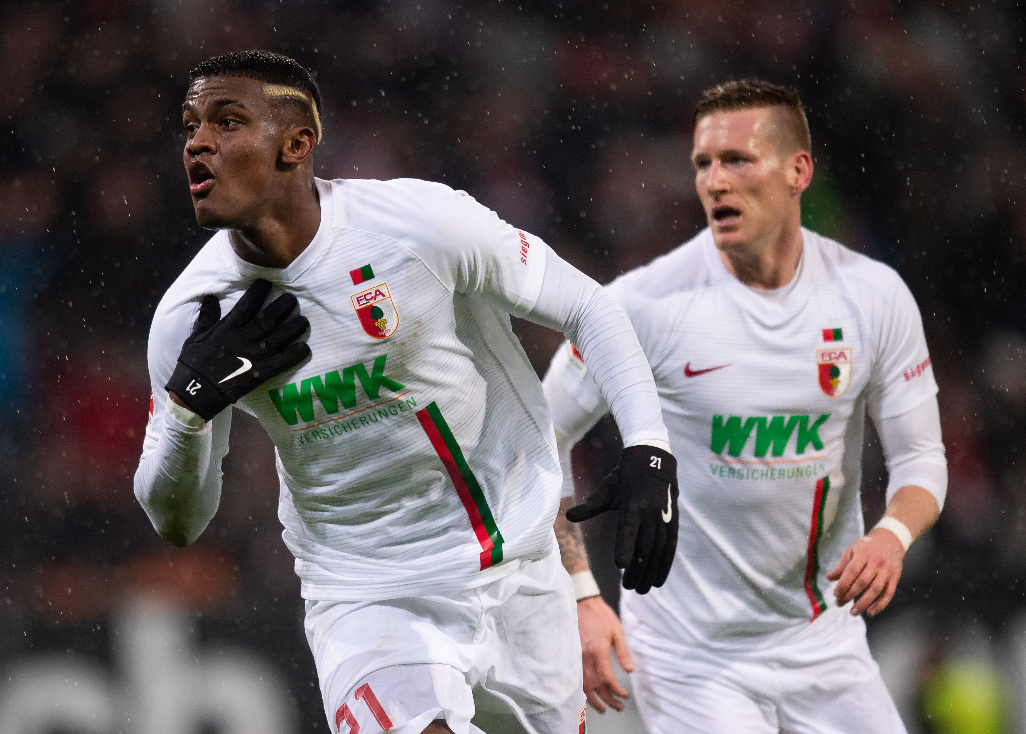 斯图加特前锋进球欲望强烈，积极进攻的简单介绍