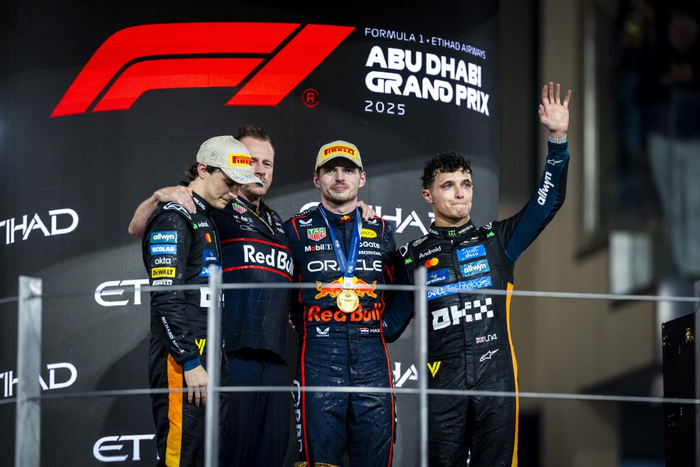 开云体育-索伯车队横扫威廉姆斯，诺里斯关键制胜的简单介绍